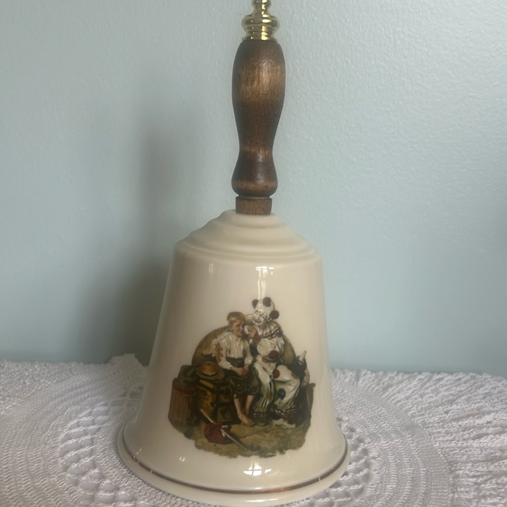 Norman Rockwell Vintage Runaway Boy with Clown Bell Porcelain/Wood Handle